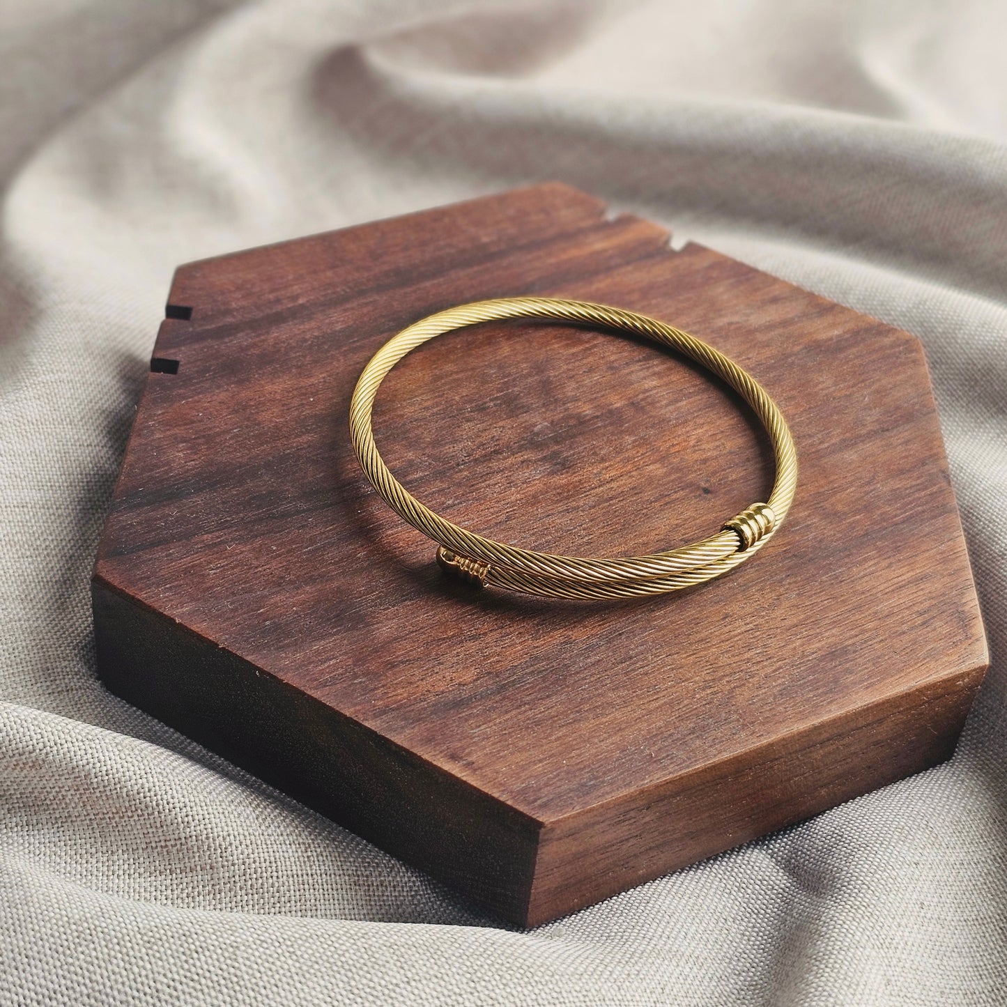 Serenity Cable Cuff