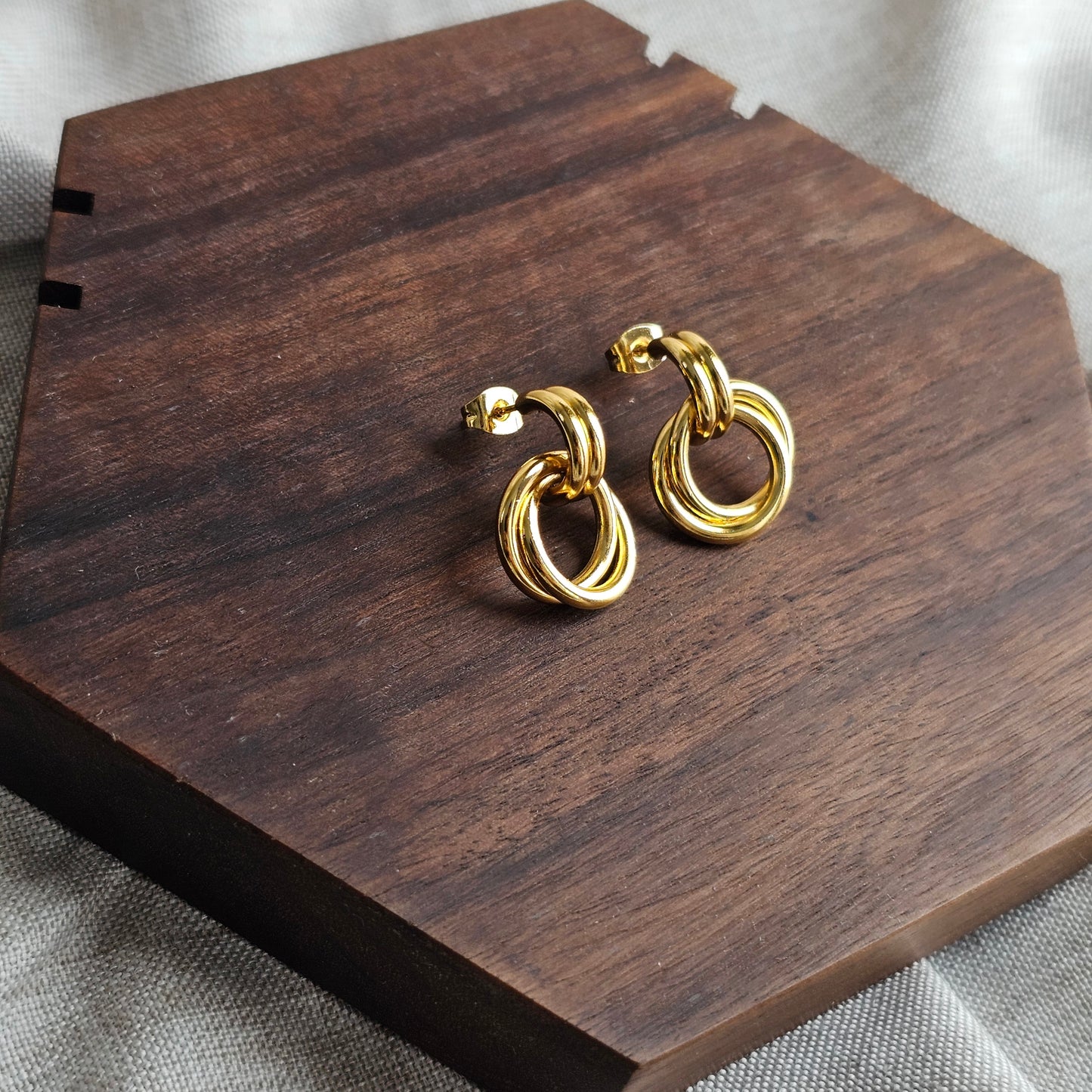 Haven Interlock Studs
