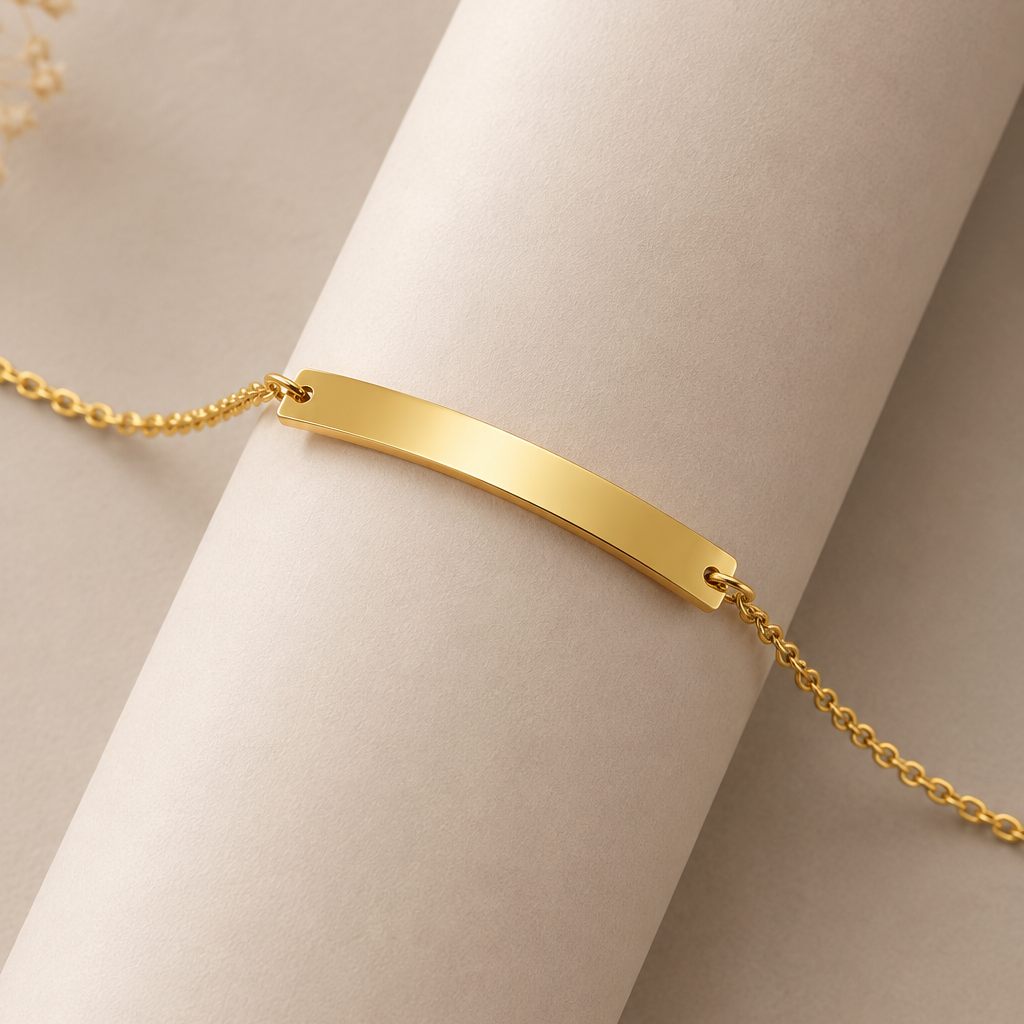 Curve Bar Bracelet