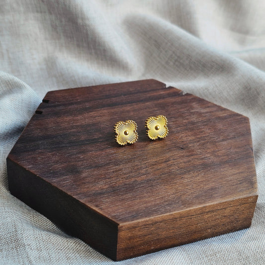 Classic Clover Stud Earrings