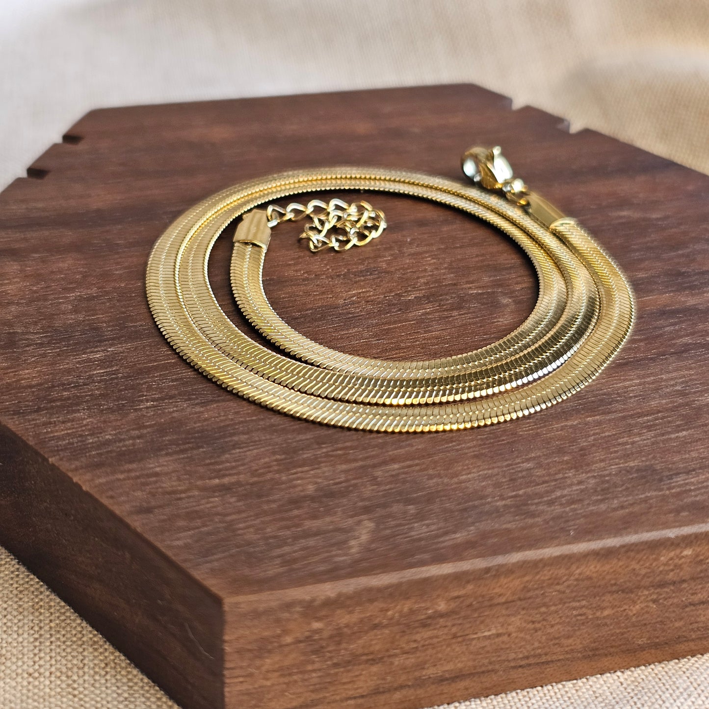 Sleek Herringbone Necklace