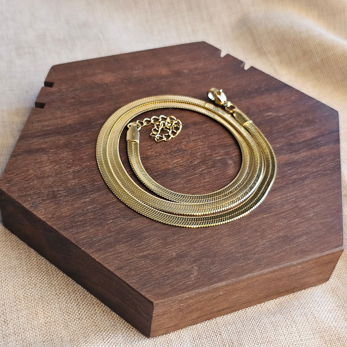 Sleek Herringbone Necklace