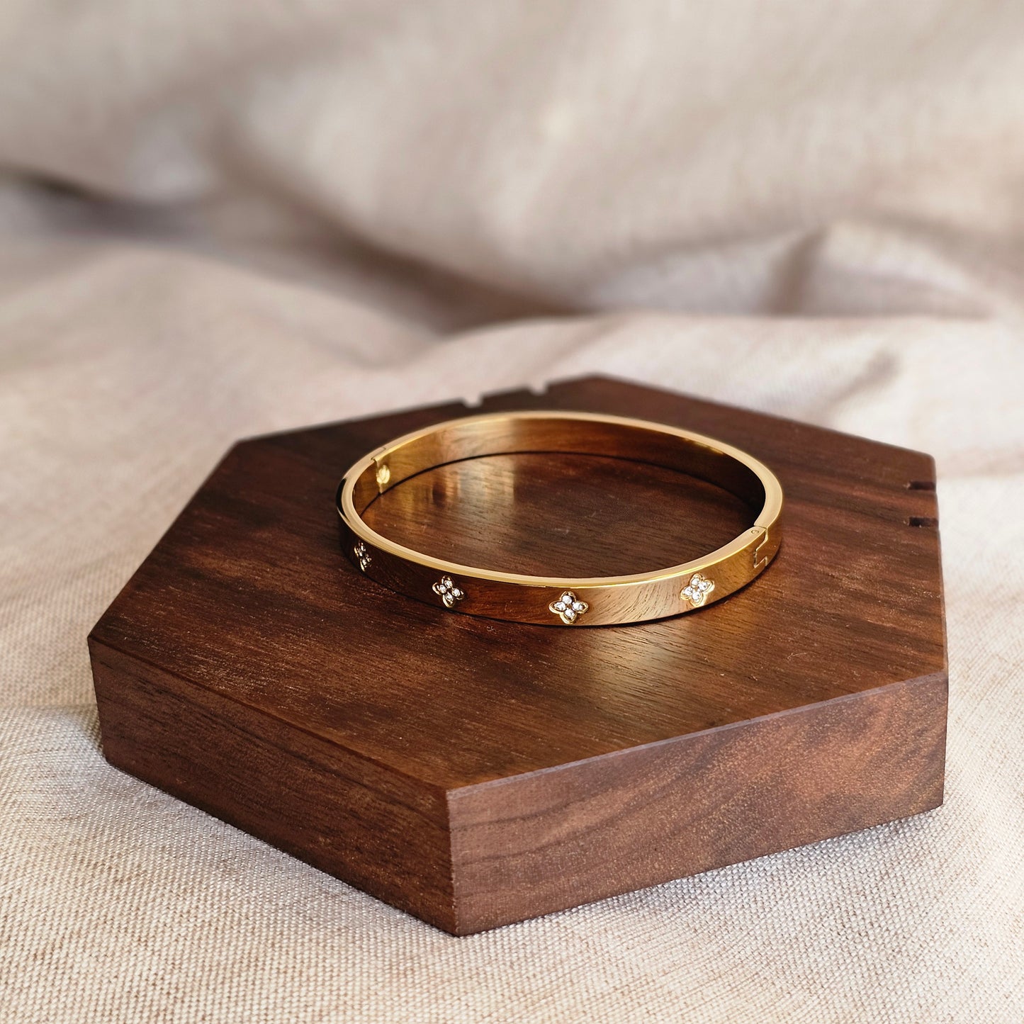 Bloom Bangle